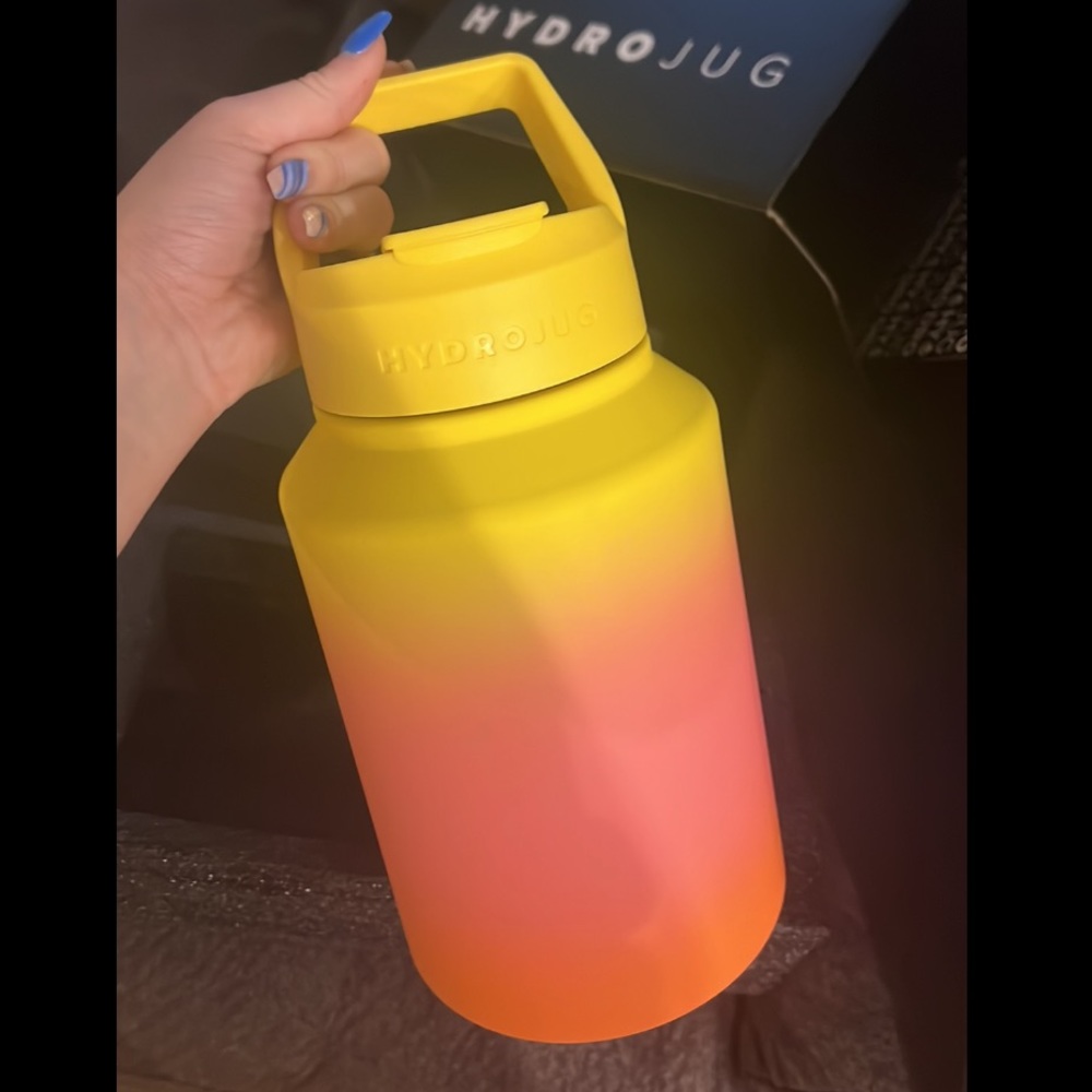NWT HydroJug Sunrise Stainless Jug